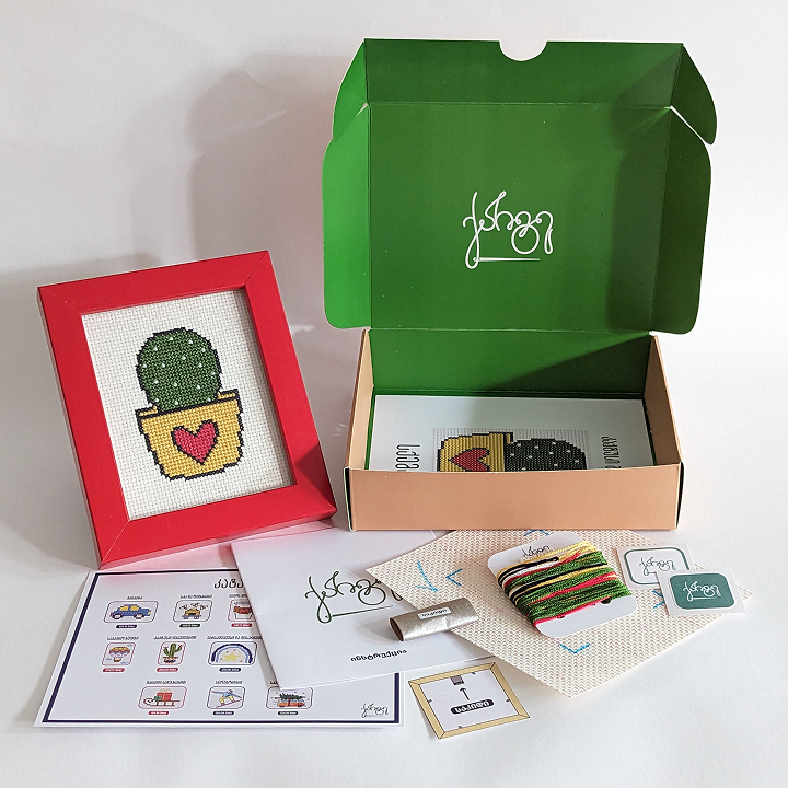 kaqtusi-gulit---kanvaze-saqargi-nakrebi-photo-3