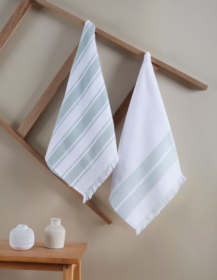 manamo-missi-samzareulos-pirsakhotsi-bambis-ghia-mtsvane-zhakaris-50x70-sm-2ts