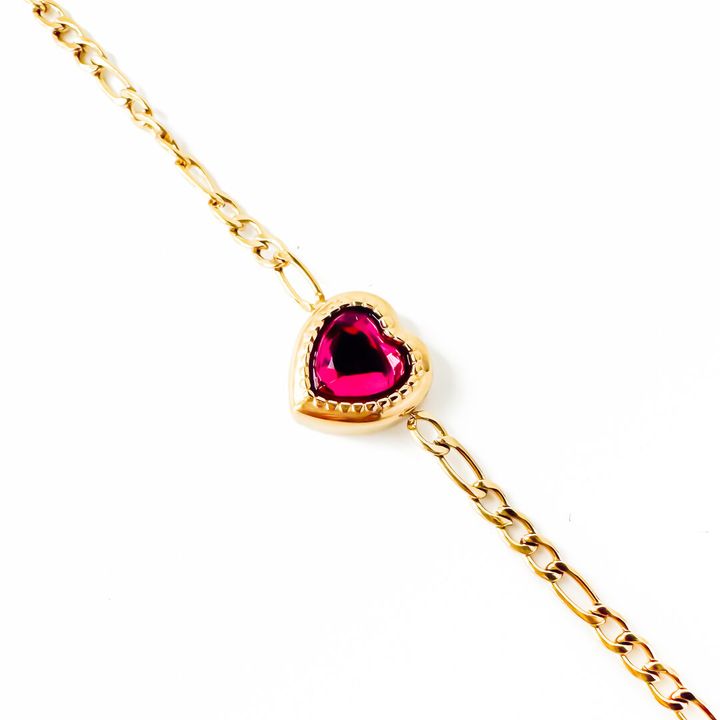 titanis-mooqrovili-samajuri-vardisferi-gulit