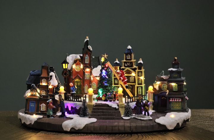 saakhaltslo-sofeli-402221sm-musikaluri-ganatebit-usbelementi