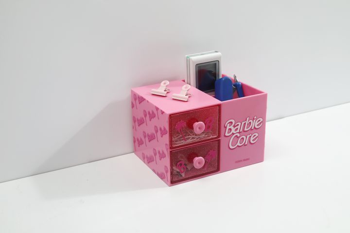 organaizeribarbie-pink-collection-double-tier-organizer-with-pen-holder