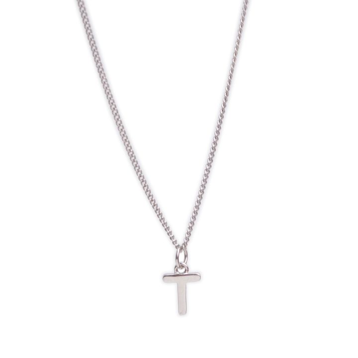 vertskhlis-qelsabami-simbolostan-ertad