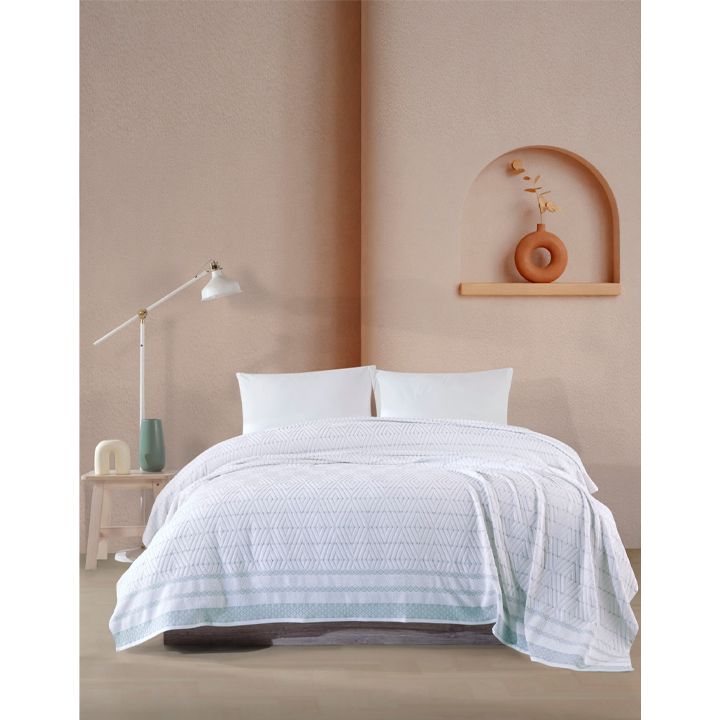 manamo-boa-160x230sm-zhakaris-pirsakhotsis-gadasafarebeli