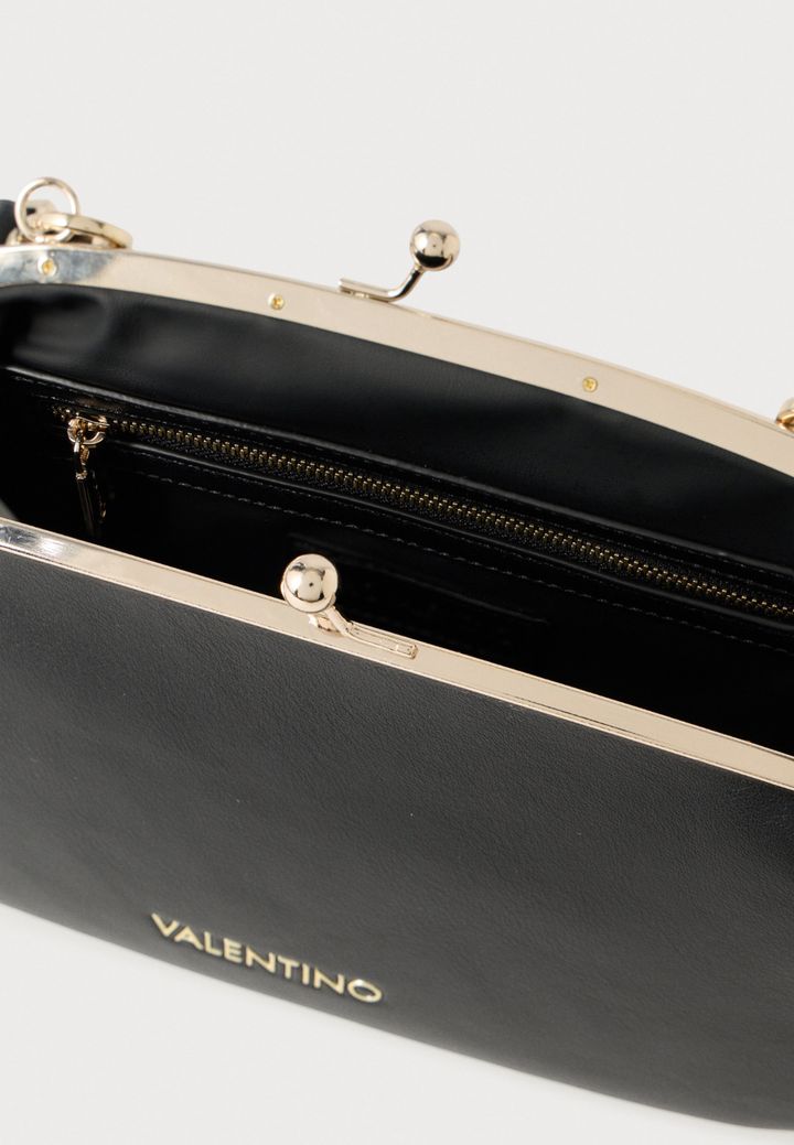valentino-special-couture-khelchanta-photo-3