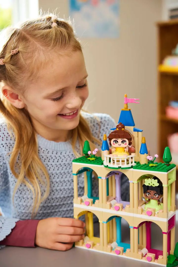 lego-mini-belle-tiana-with-castle-43291-disney-konstruqtori-photo-3