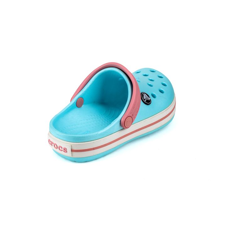 crocs-bavshvis-fekhsatsmeli-photo-3
