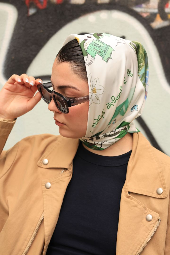 qarizma-sharfi-aiaira-photo-3