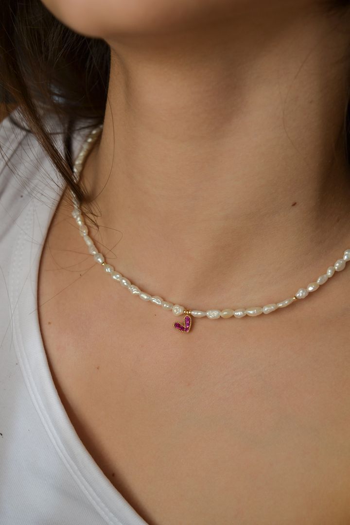 de-aure-red-heart---margalitis-qelsabami-gulit-photo-2