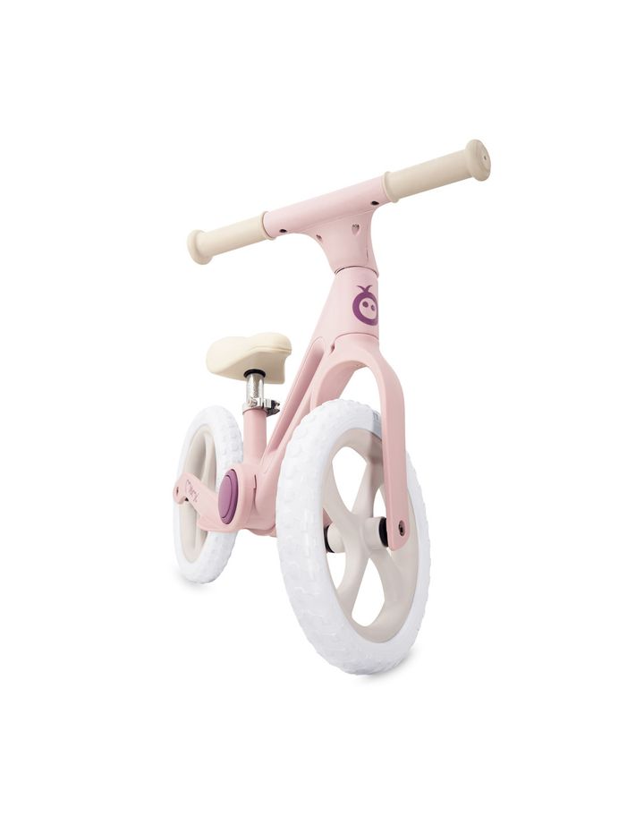momi-noru-dasaketsi-balansis-velosipedi-photo-3