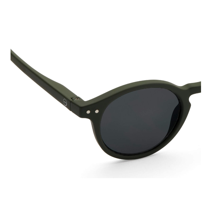 giggles-h-sun-kaki-green-mzis-satvale-photo-3