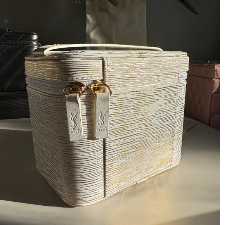 yves-saint-laurent-cosmetic-bag-photo-4