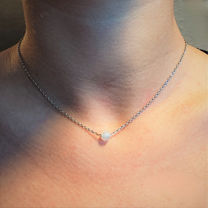 pietra-mtvaris-qvis-minimalisturi-qelsabami