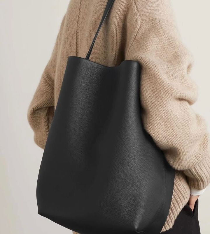 venti-qalis-shavi-chanta-photo-3