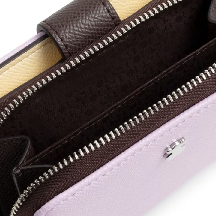 tous-wallet-295900993-qalis-safule-photo-3