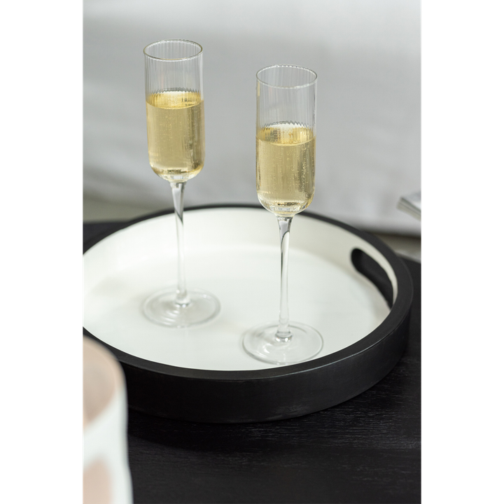 laboratory-my-home-shampaniuris-chiqa-photo-2