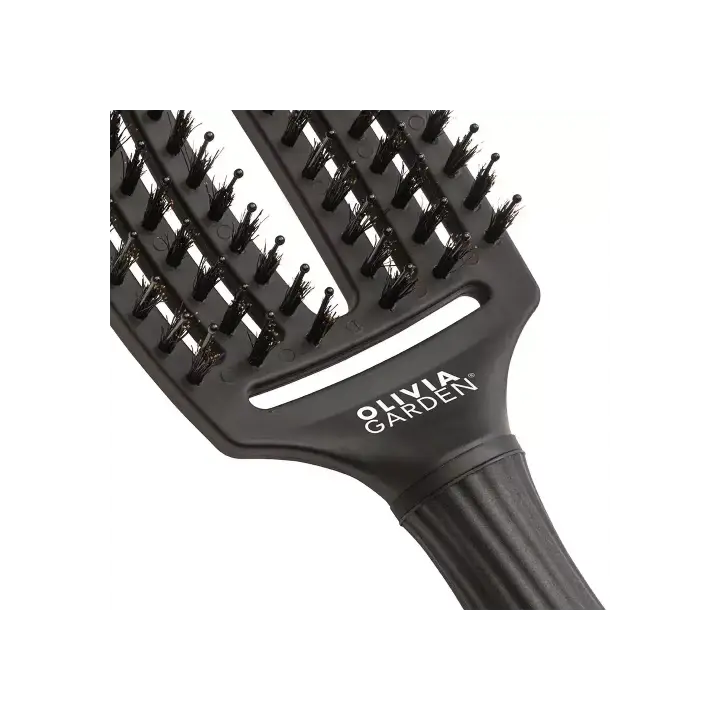 olivia-garden-fingerbrush-care-iconic-black-m-savartskheli-photo-4