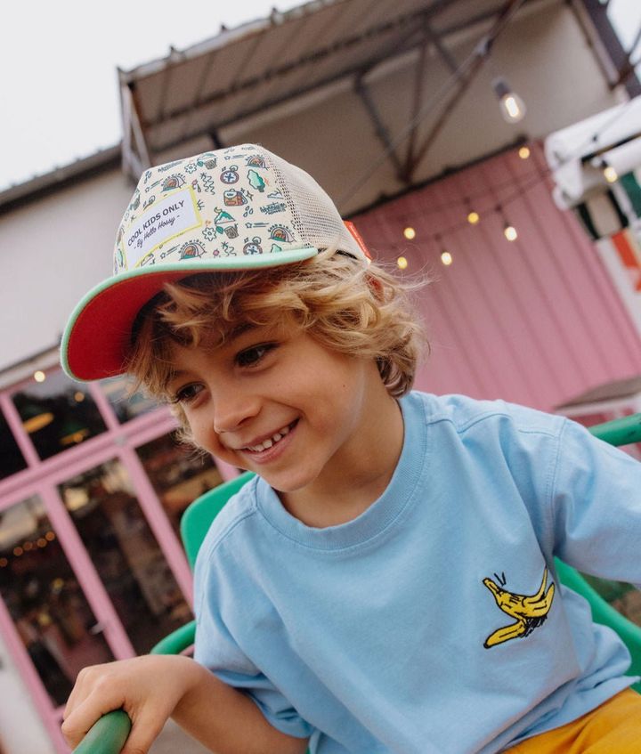 hello-hossy-adventure-48-52-sm-kepi-photo-3