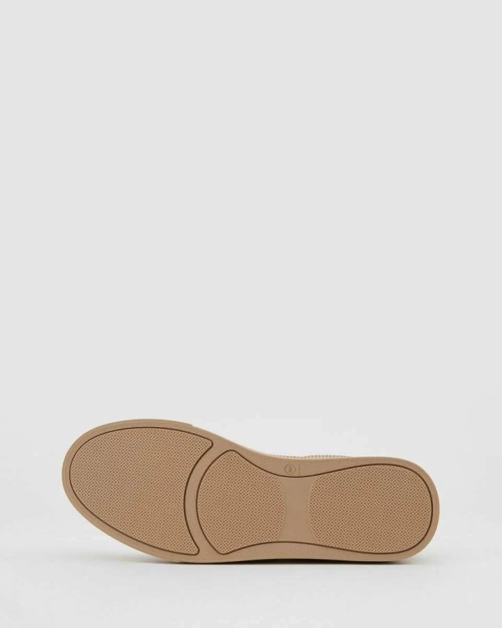 sneaker-perforcalf-patent-l-nude-snikeri-36-photo-4