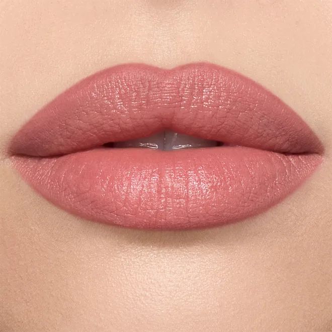 charlotte-tilbury-lip-cheat-pillow-talk-tuchis-fanqari-photo-2
