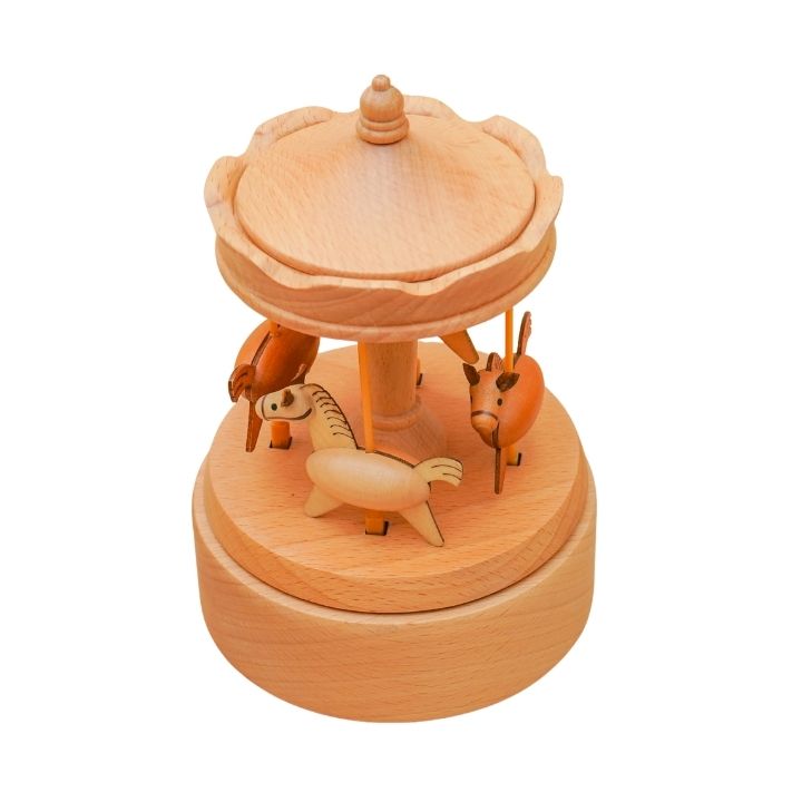 musikaluri-quti-wooden-horses-photo-2