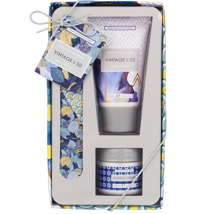 heathcote-ivory-khelis-movlis-nakrebi