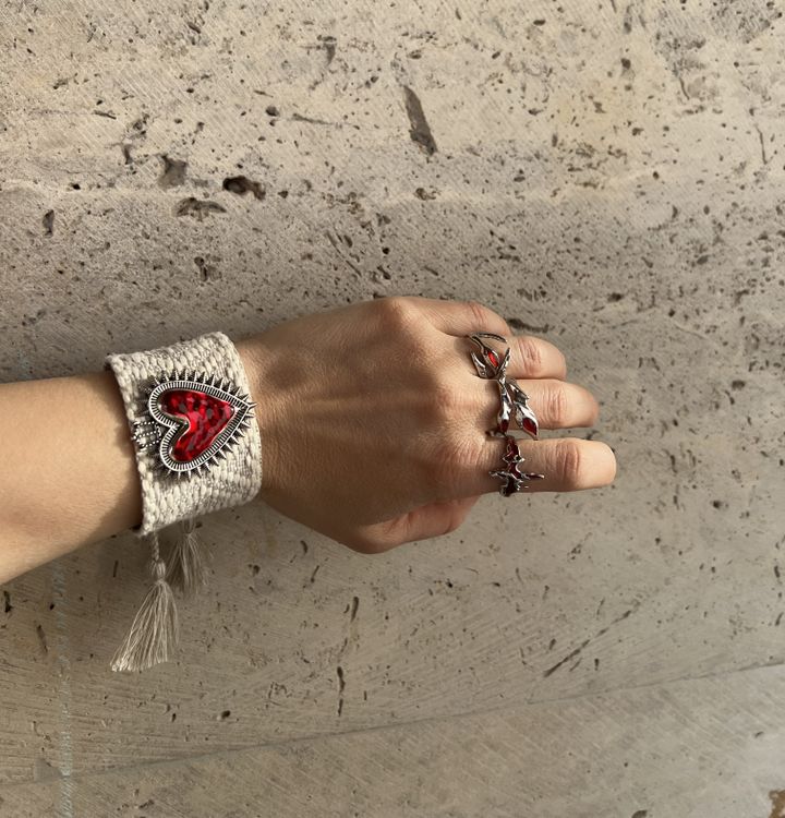 lovebound-bracelet-samajuri-photo-2