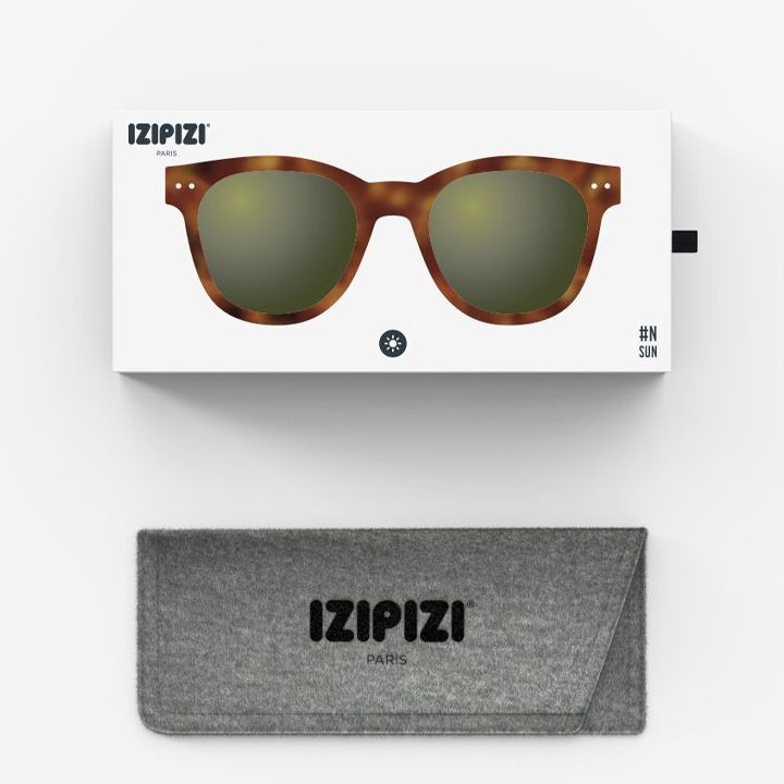 giggles-sun-n-havane-mzis-satvale-photo-4