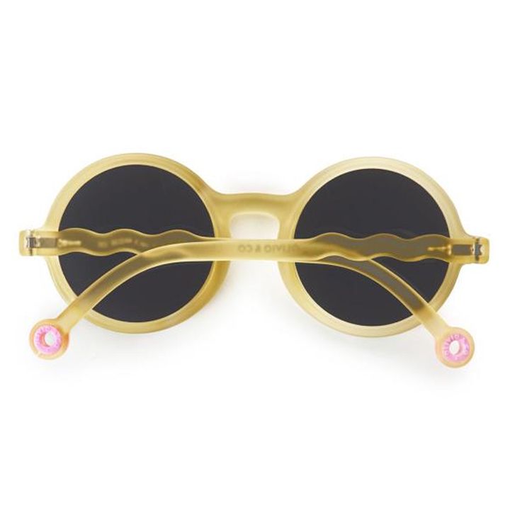 olivio-co-coral-reef-bavshvis-mzis-satvale-photo-2