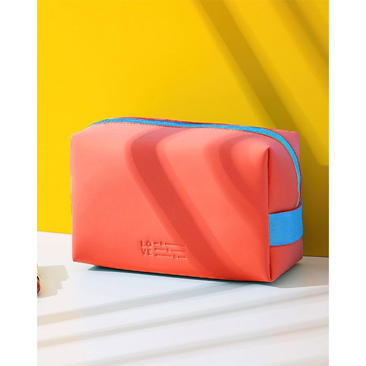 kosmetikis-chanta-165x115x7sm-photo-2