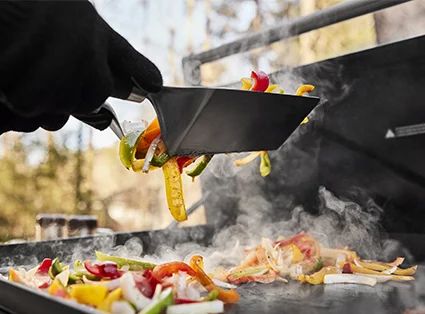 weber-slate-gpsb-76-cm-prem-griddle-blk-cmp-gazis-grili-photo-4