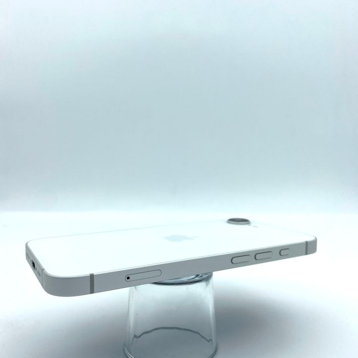 apple-iphone-16e-8256gb-white-shefaseba-a-photo-4