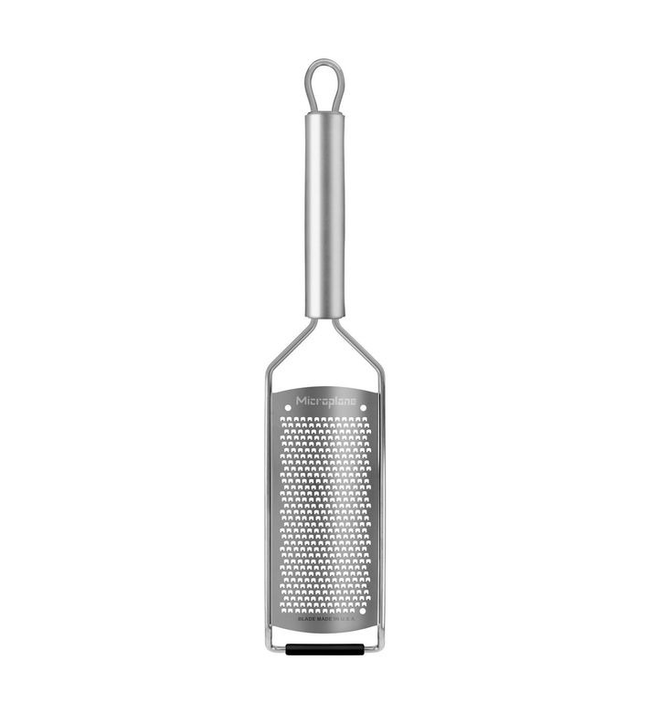 microplane-38004e-professional-fine-grater-sakhekhi