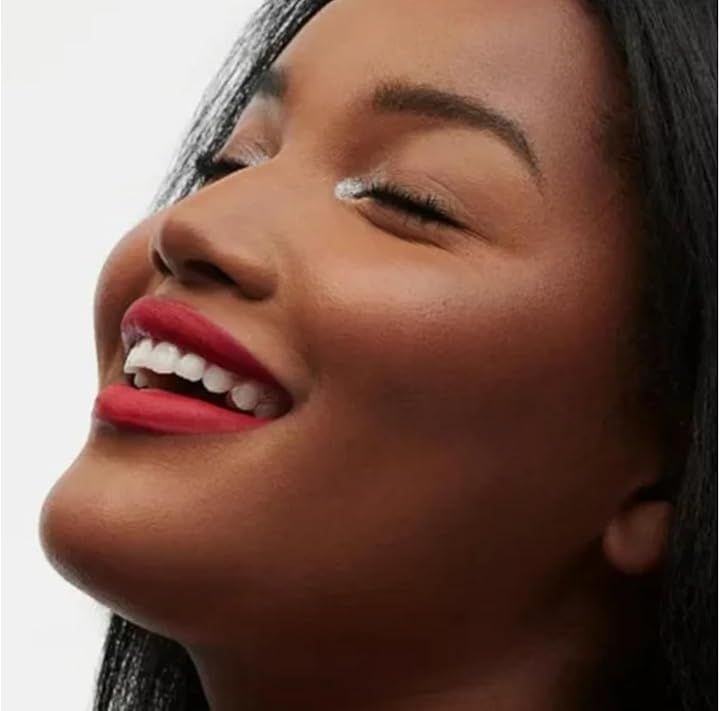 mac-winter-wonderglam-look-in-a-box-full-size-kit-sasachuqre-nakrebi-photo-3