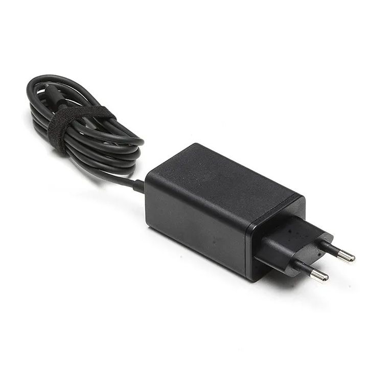 dji-65w-portable-charger-damteni-kabeli