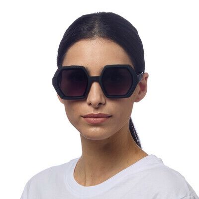 okkia-emma-mzis-satvale-photo-2