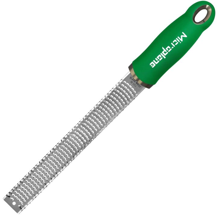 microplane-46762e-premium-fresh-basil-gree-sakhekhi