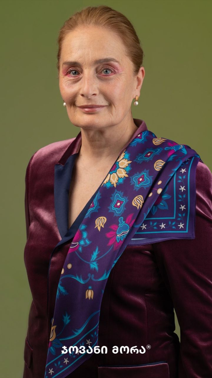 jovani-mora-sharfi-nimfa-naturaluri-abreshumi-iisferi-photo-3