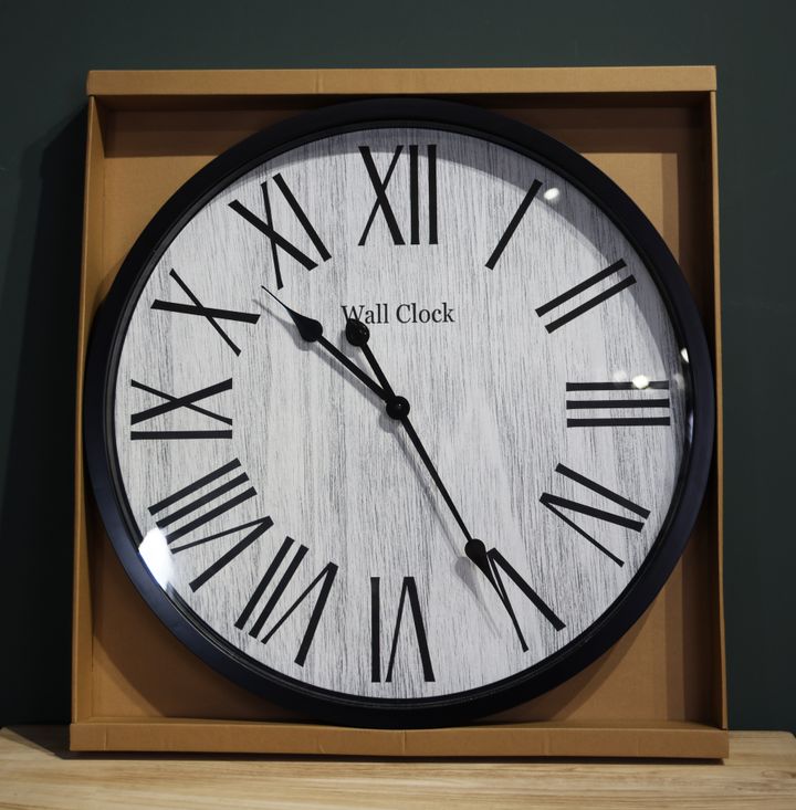 kedlis-saati-60-sm-iani-romauli-tsiferblatit