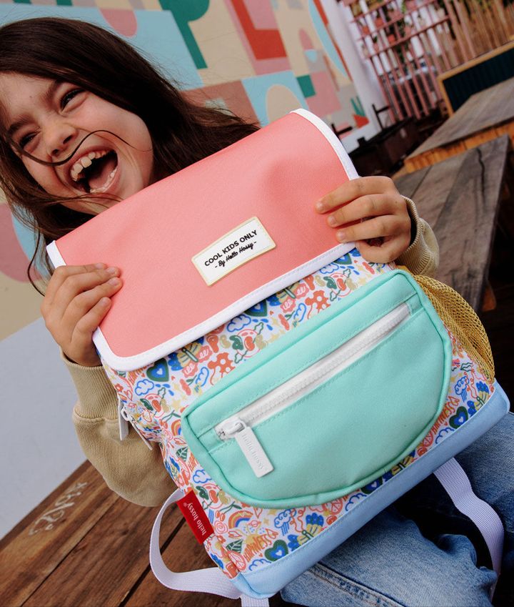 hello-hossy-happiness-15l-zurgchanta-photo-2