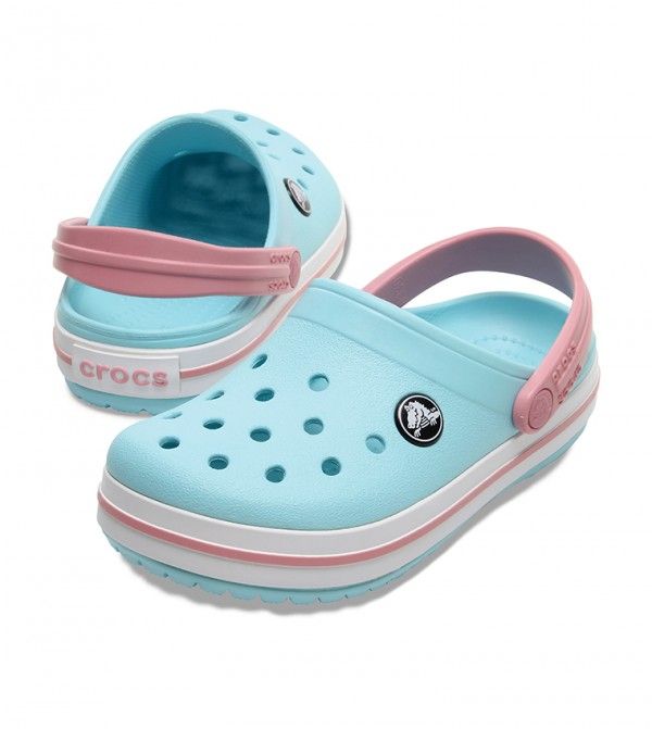 crocs-bavshvis-fekhsatsmeli-photo-2