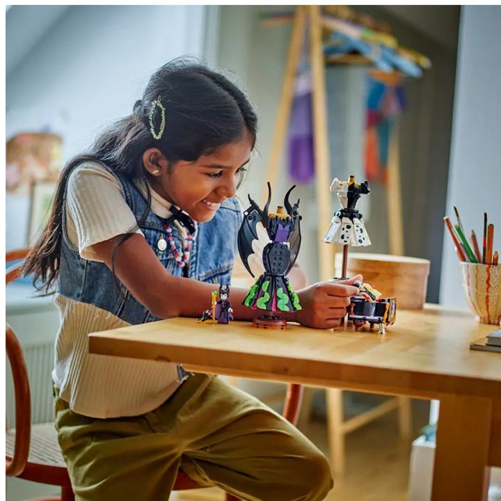 lego-maleficents-and-cruella-de-vils-dresse-asatsqobi-konstruqtori-photo-4