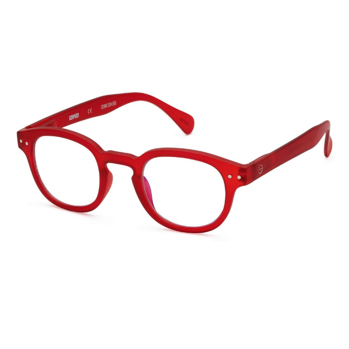 giggles-c-screen-red-damtsavi-satvale-photo-2