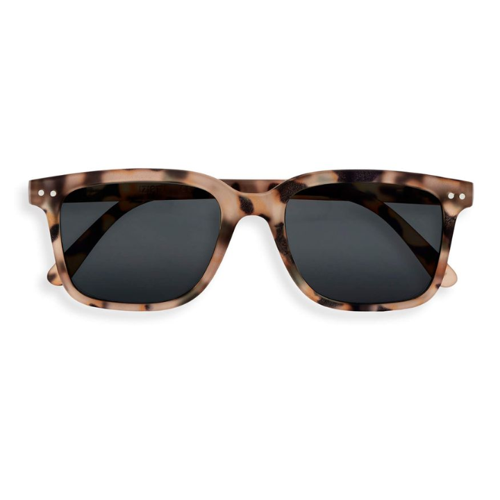 giggles-l-sun-light-tortoise-mzis-satvale