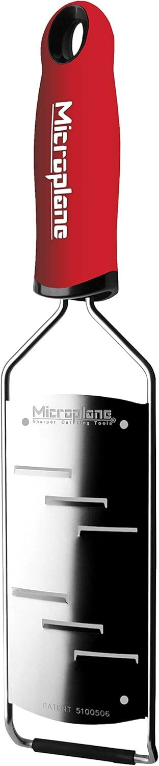 microplane-45106e-gourmet-shaver-red-sakhekhi