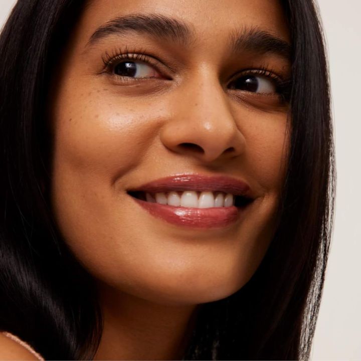 summer-fridays-lip-butter-balm-cherry-tuchis-balmi-photo-3