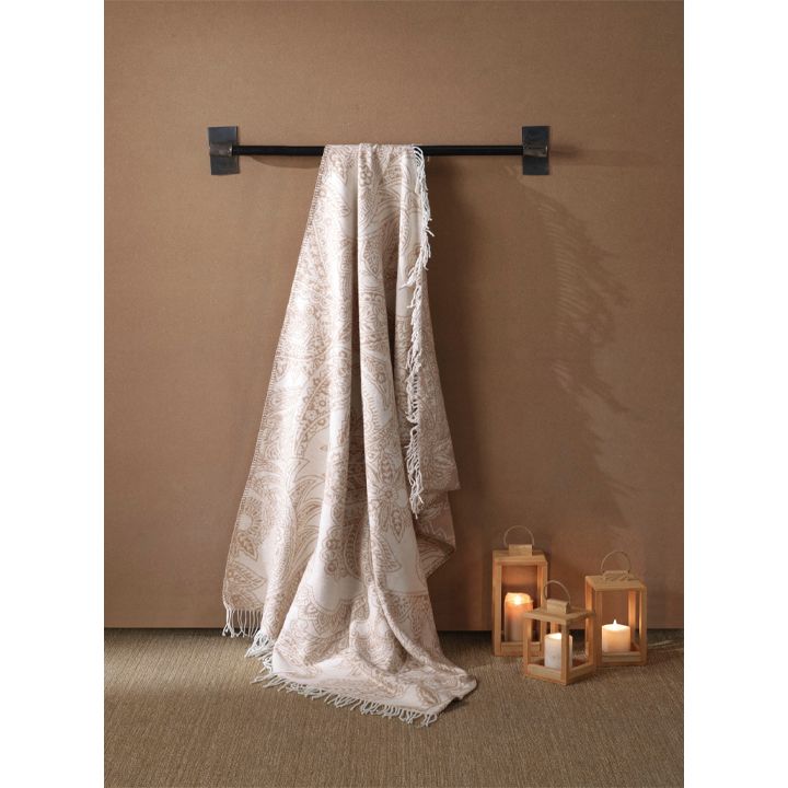 manamo-paisley-160x230sm-satsolis-gadasafarebeli