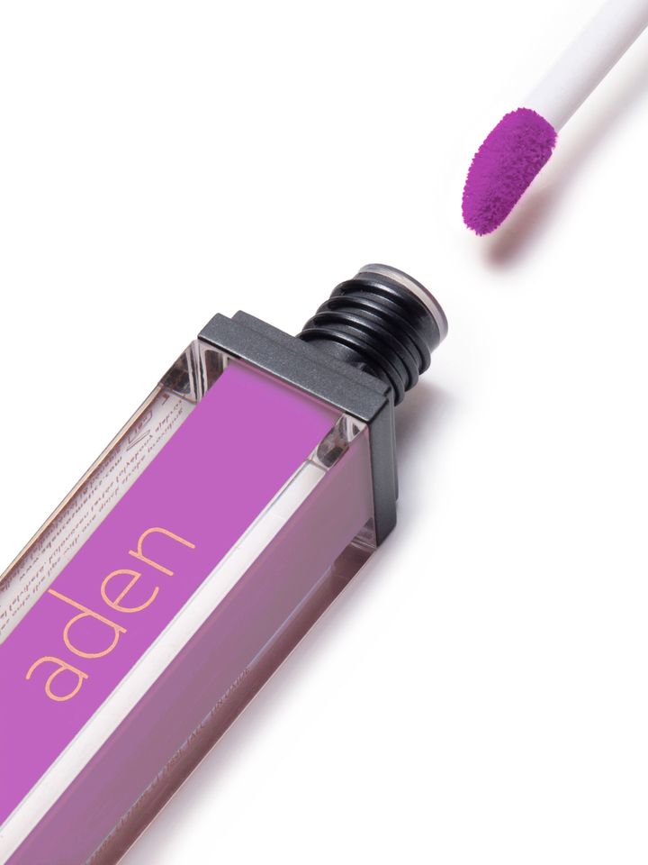 aden-liquid-lipstick-10-cerise-tuchsatskhi-photo-2