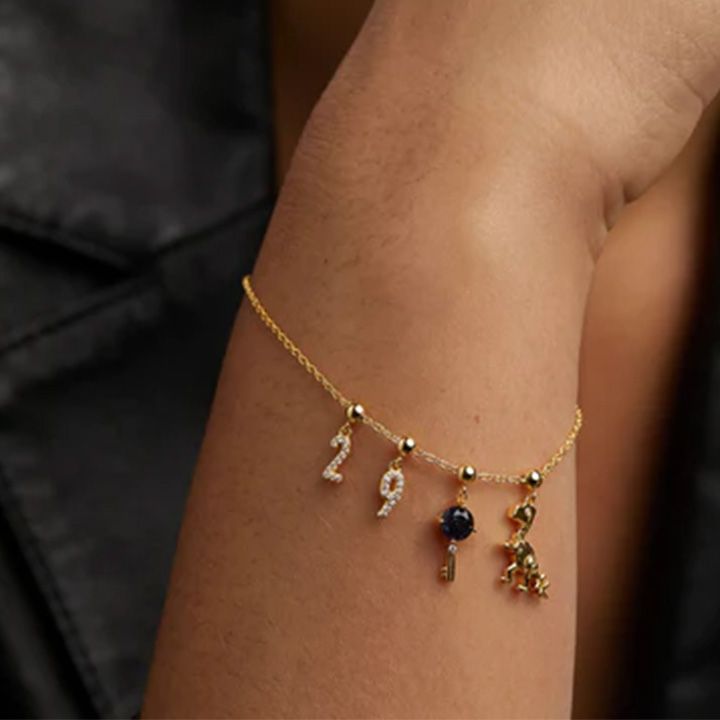 pdpaola-ch01-001-u-charmi-photo-3