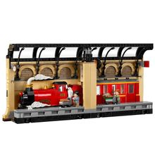 Product image of LEGO Constructor Harry Potter Book Nook Hogwarts Express კონსტრუქტორი