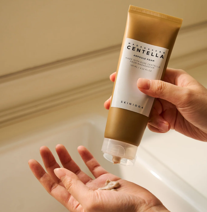 skin1004-madagascar-centella-ampoule-foam-125ml-madagaskaris-tsentelas-dasabani-qafi-photo-4